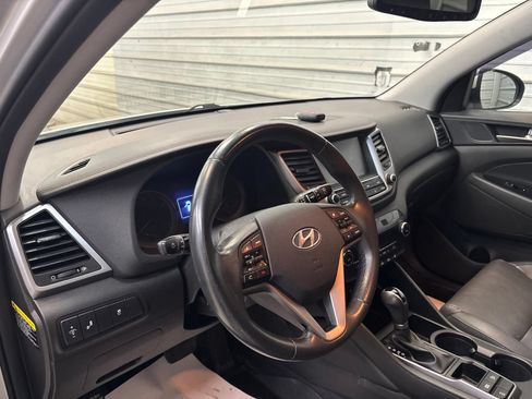 Used 2018 Hyundai Tucson SEL Plus AWD/4WD image 12