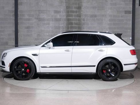 Used 2019 Bentley Bentayga image 5