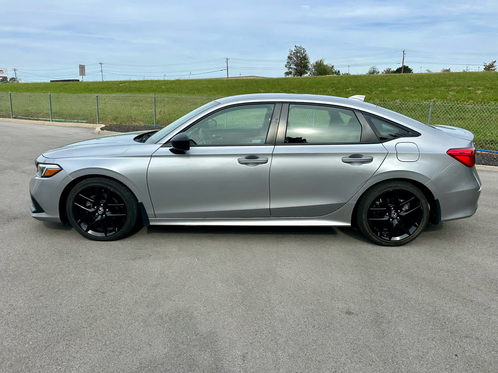 Used 2023 Honda Civic Sport image 7