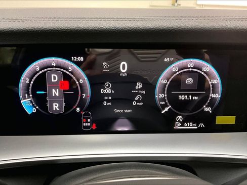 New 2026 Volkswagen Tiguan SE R-Line image 19