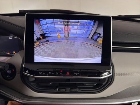 New 2026 Jeep Compass Limited w/ Sun, Sound & Navigation Group image 20