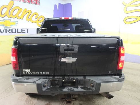 Used 2011 Chevrolet Silverado 2500 LT w/ Interior Plus Package AWD/4WD image 7