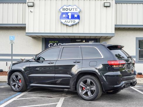 Used 2014 Jeep Grand Cherokee SRT8 w/ Luxury Group II AWD/4WD image 6