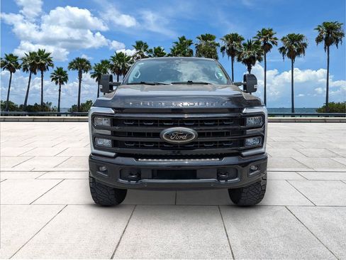 Used 2024 Ford F250 Lariat w/ Lariat Ultimate Package AWD/4WD image 3