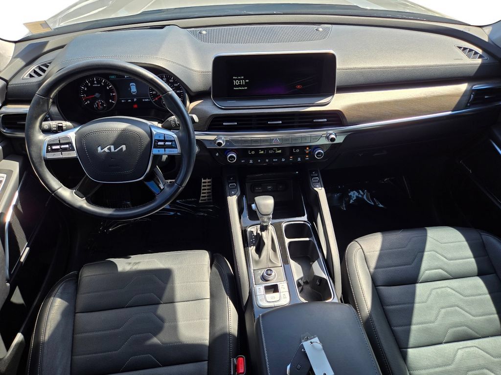 Certified 2022 Kia Telluride SX w/ SX Prestige Package AWD/4WD image 51