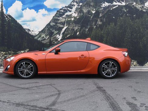 Used 2016 Scion FR-S RWD image 7