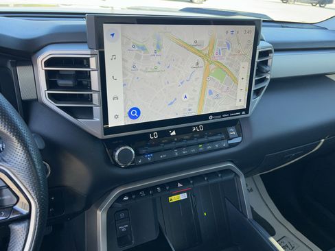 Used 2024 Toyota Tundra Limited image 24