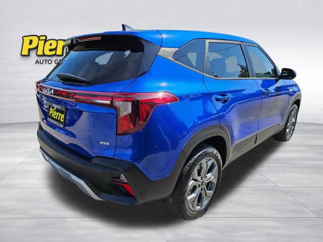 Used 2024 Kia Seltos LX AWD/4WD image 11