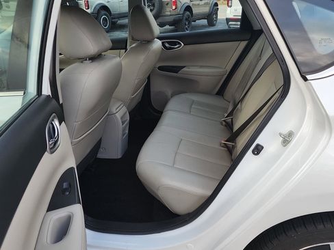 Used 2017 Nissan Sentra SL image 22