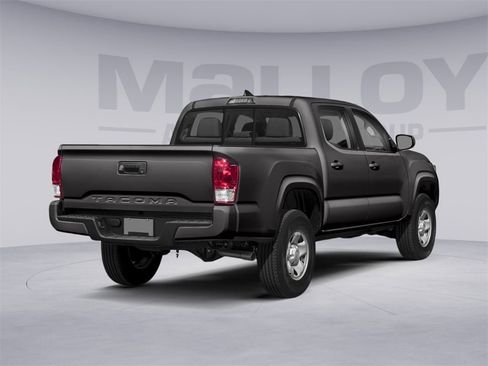 Used 2018 Toyota Tacoma SR5 image 2