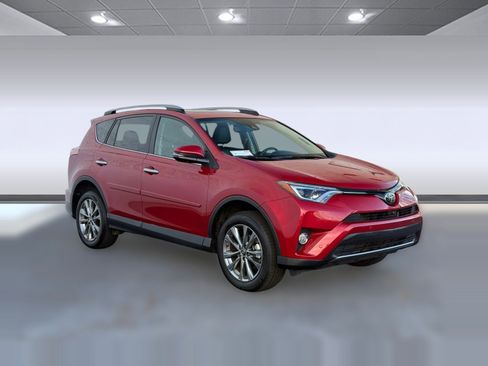 Used 2017 Toyota RAV4 Limited image 6
