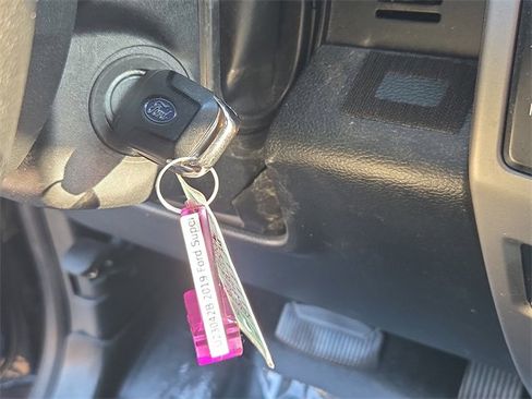 Used 2019 Ford F250 Lariat w/ Lariat Value Package image 29