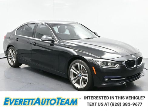 Used 2018 BMW 330i Sedan RWD image 1