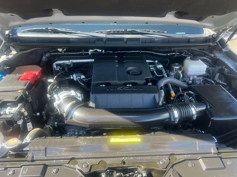 Used 2024 Nissan Frontier PRO-4X w/ Off-Road Protection Package image 22