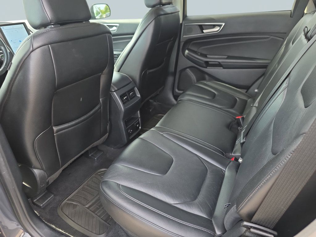 Used 2021 Ford Edge Titanium AWD/4WD image 27