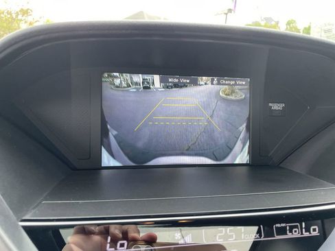 Used 2015 Honda Pilot Touring image 14