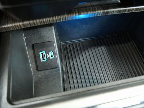 Used 2020 Ford F350 Lariat image 31