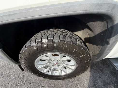 Used 2014 GMC Sierra 1500 SLE w/ SLE Value Package AWD/4WD image 30