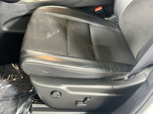 Used 2022 Jeep Grand Cherokee Laredo X image 19