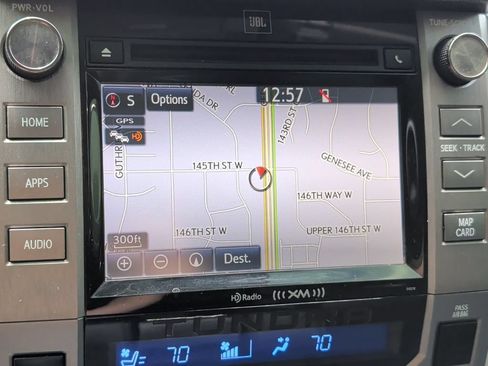 Used 2018 Toyota Tundra Platinum AWD/4WD image 19