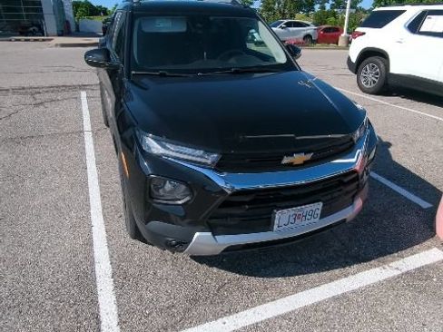 Used 2023 Chevrolet TrailBlazer LT FWD image 4