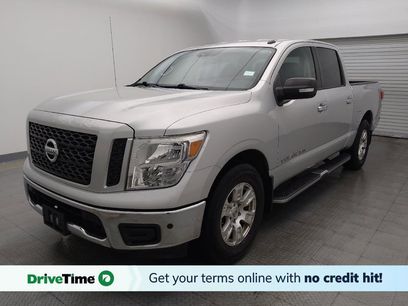 Used 2019 Nissan Titan SV w/ SV Convenience Package