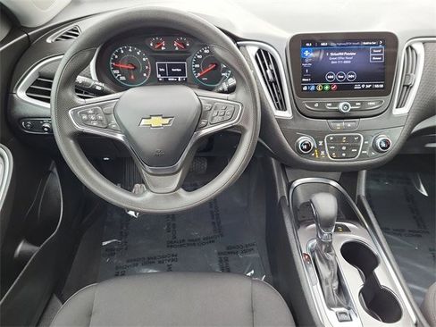 Used 2024 Chevrolet Malibu LT image 26