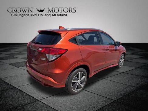 Used 2019 Honda HR-V Touring image 3