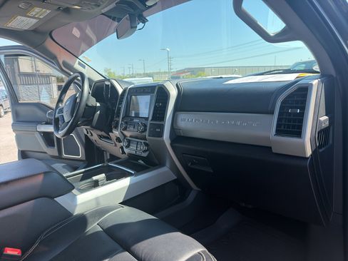 Used 2021 Ford F250 Lariat w/ Lariat Ultimate Package image 12