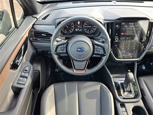 Used 2025 Subaru Forester Sport image 11