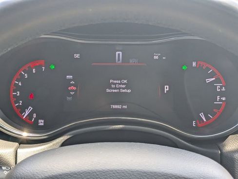 Used 2018 Dodge Durango R/T w/ Blacktop Package RWD image 33