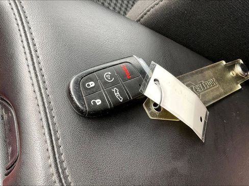 Used 2019 Dodge Challenger GT w/ Performance Handling Group image 14