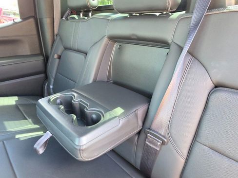 Used 2022 Chevrolet Silverado 1500 High Country w/ Technology Package AWD/4WD image 30