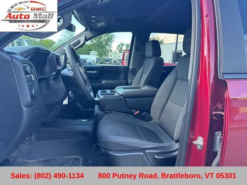 Used 2020 Chevrolet Silverado 1500 Custom Trail Boss w/ Custom Convenience Package AWD/4WD image 11