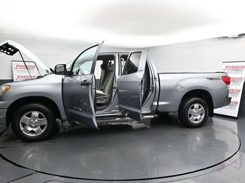 Used 2011 Toyota Tundra 4x4 Double Cab image 41