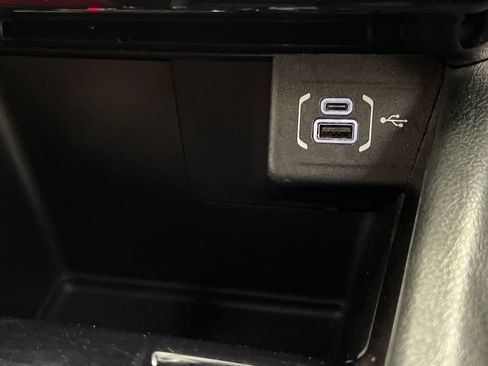 Used 2024 Jeep Compass Latitude AWD/4WD image 47