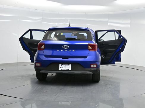 Used 2023 Hyundai Venue Limited w/ Cargo Package image 42