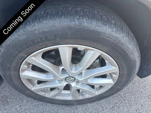 Used 2022 Nissan Rogue Sport SV w/ Technology Package AWD/4WD image 39