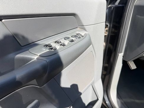 Used 2006 Dodge Ram 2500 Truck SLT RWD image 19