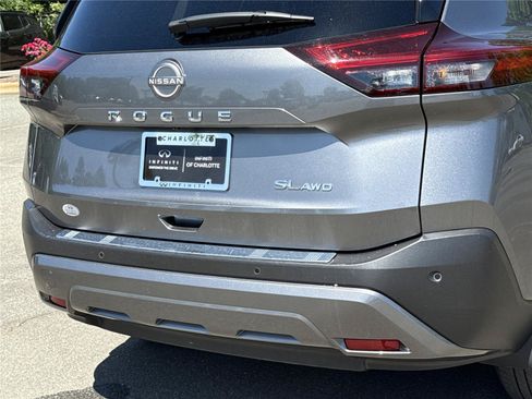 Used 2023 Nissan Rogue SL w/ SL Premium Package AWD/4WD image 28