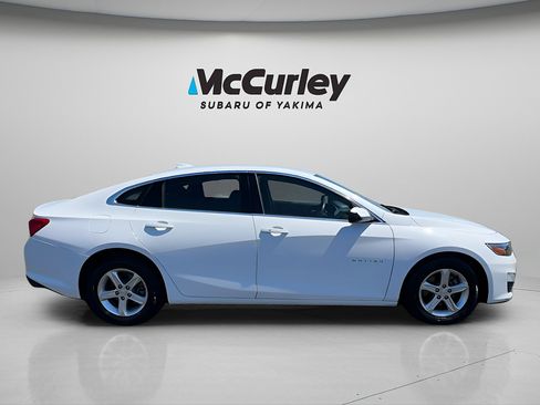Used 2024 Chevrolet Malibu LT FWD image 7