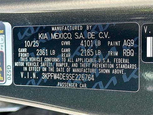 New 2025 Kia K4 GT-Line image 33