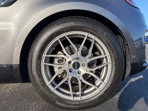 Used 2018 Land Rover Range Rover Sport HSE image 20