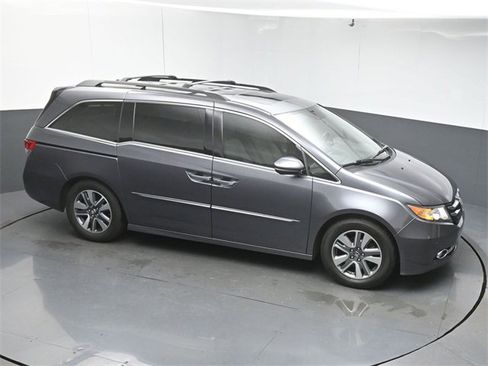 Used 2016 Honda Odyssey Touring Elite image 37