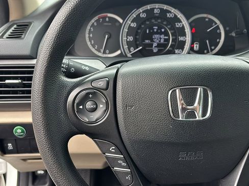 Used 2013 Honda Accord LX image 17