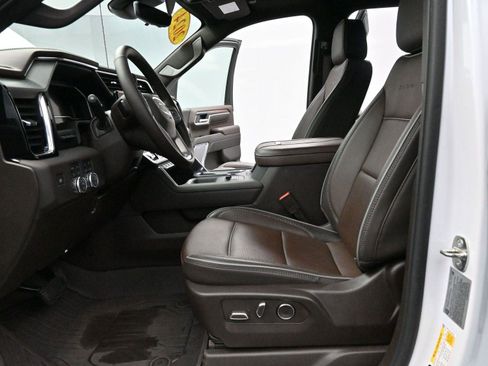 Used 2024 GMC Sierra 2500 Denali w/ Denali Reserve Package image 12