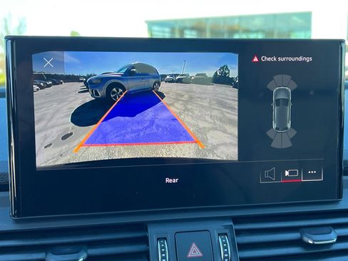 Used 2025 Audi Q5 2.0T Premium w/ Convenience Plus Package image 30