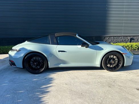 Used 2025 Porsche 911 Targa 4 GTS image 10