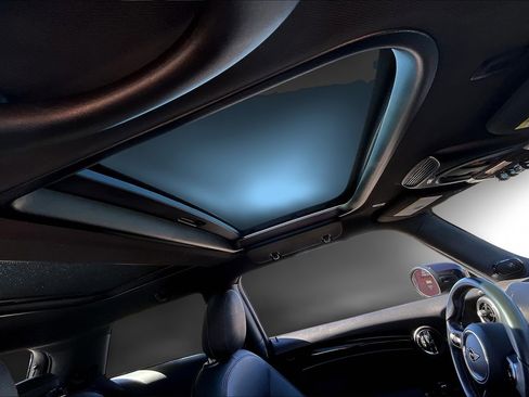 Used 2023 MINI Cooper S image 27