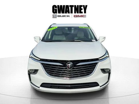 Used 2024 Buick Enclave Essence FWD image 8